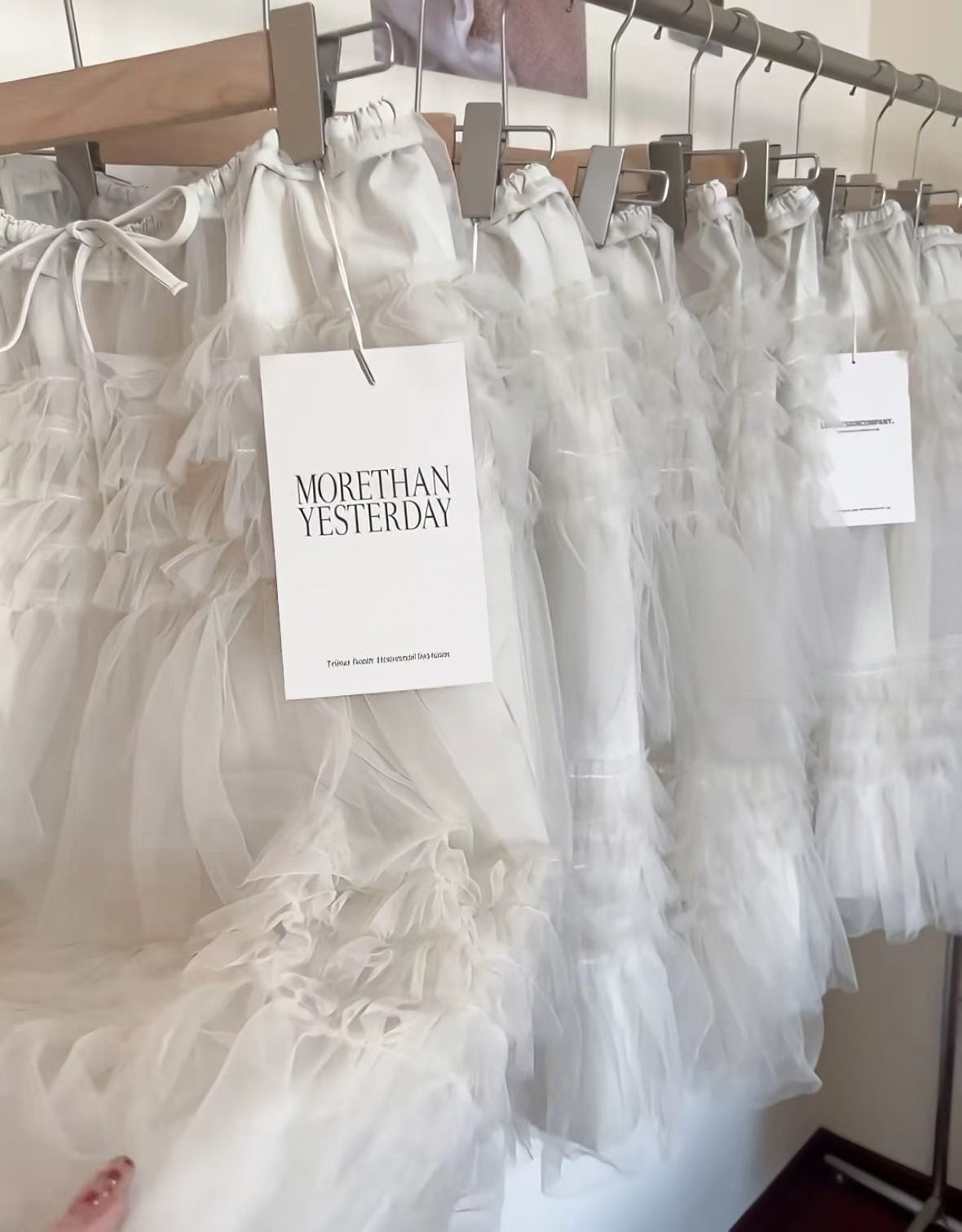 Korean APM Collection Puffy White Skirt (Instock)