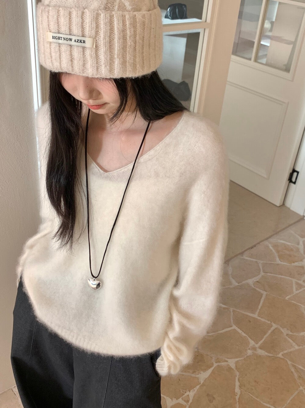 Kelly Designs 5-Color Brushed Cashmere Wool V-Neck Sweater (Instock)