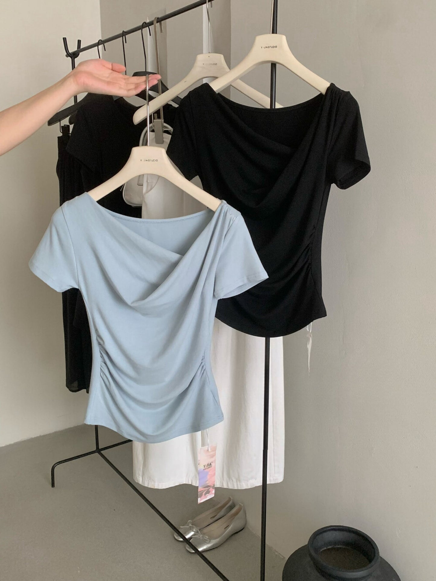 Kelly Designs Three Colors Slim Top (Instock)