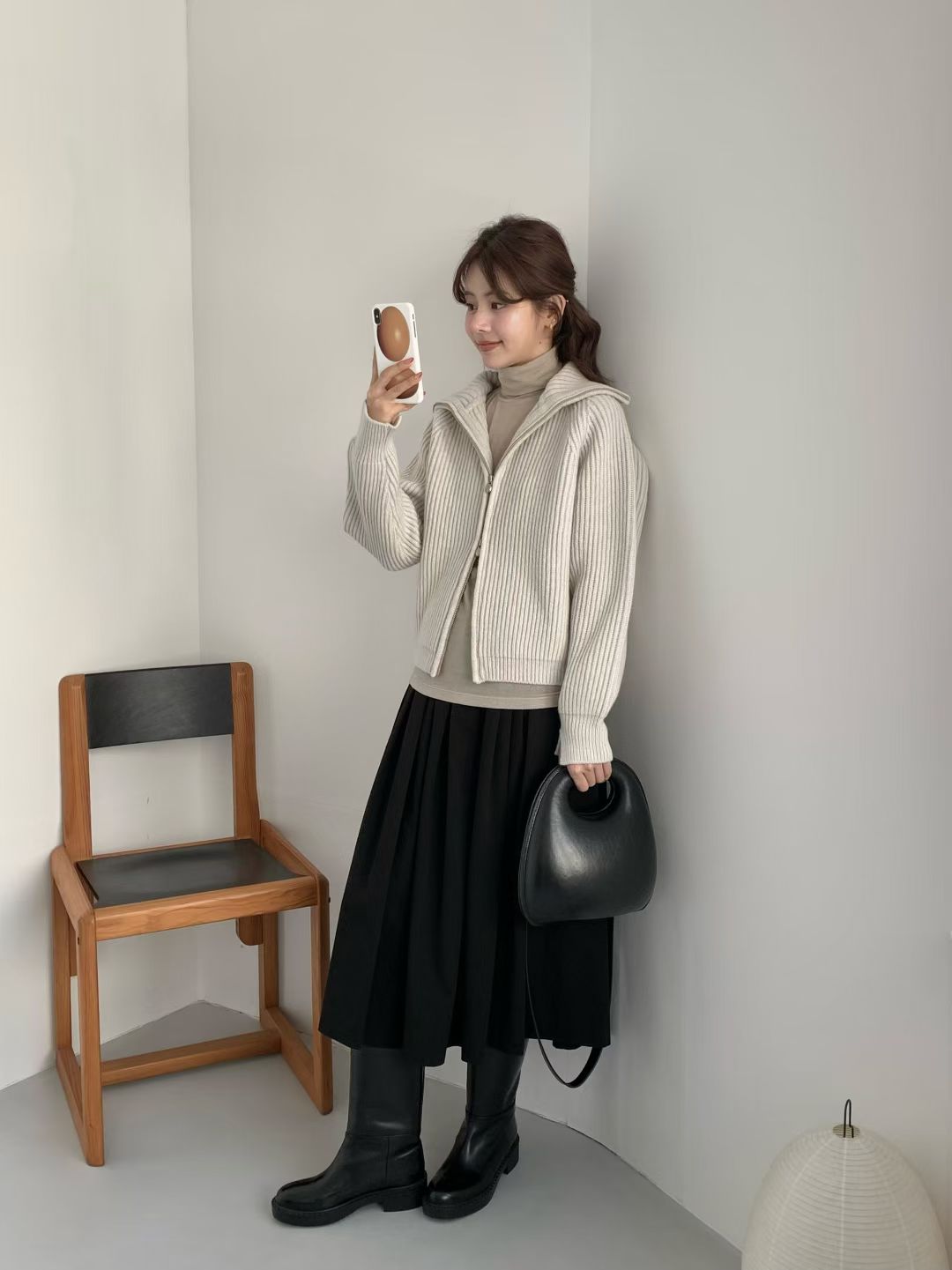 Korean APM Collection EGG PREMIUM CASHMERE SUPER FINE MERINO WOOL Zip Up Beige Cardigan (Instock)