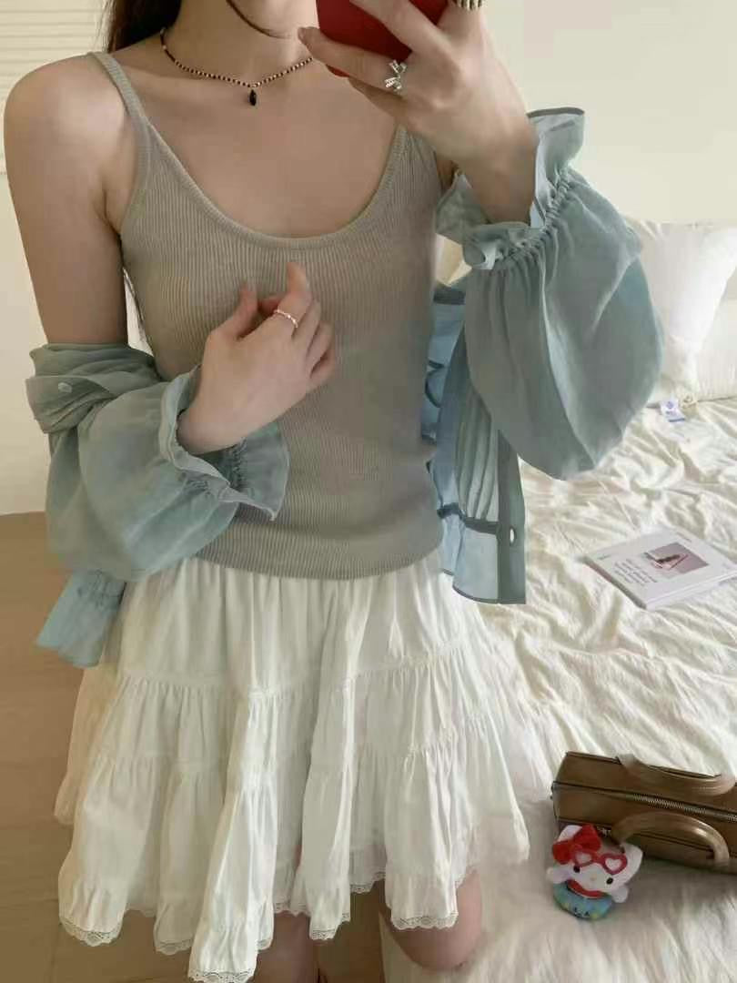 Kelly Designs White Lace Skirt (Instock)
