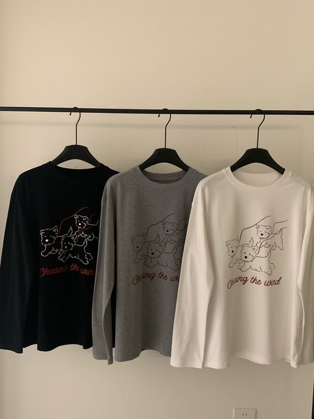 Kelly Designs “Chasing the Wind” Puppy Graphic Long-Sleeve Tee(Instock)