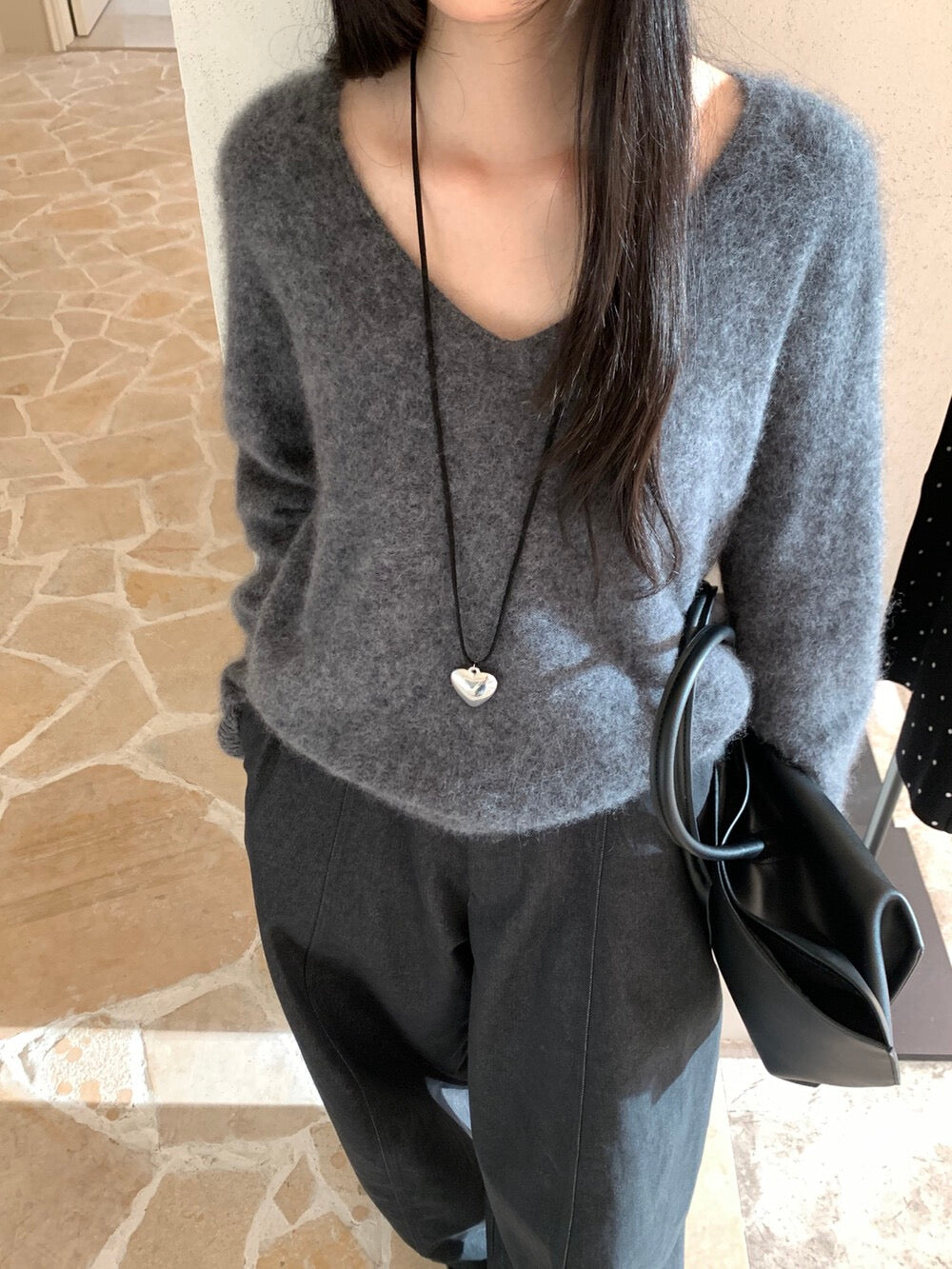Kelly Designs 5-Color Brushed Cashmere Wool V-Neck Sweater (Instock)
