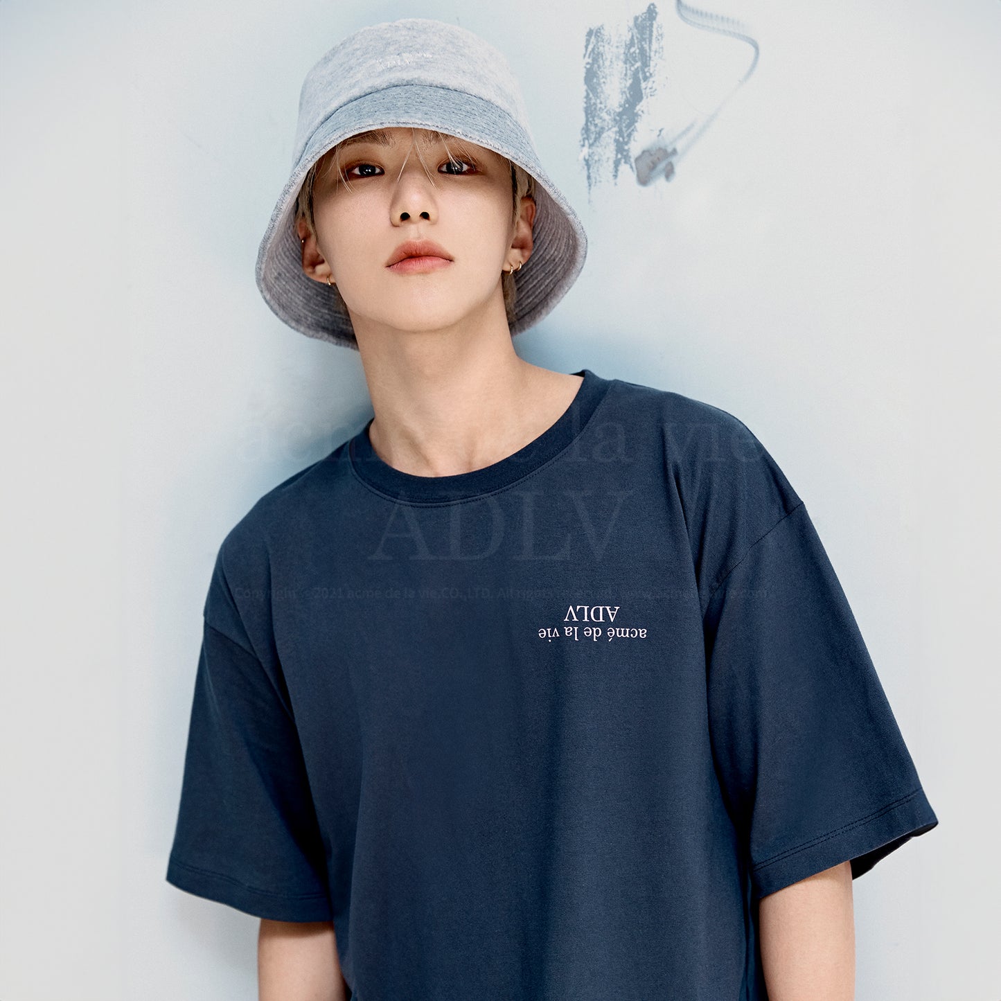 ADLV UPSIDE DOWN BASIC LOGO SHORT SLEEVE T-SHIRT (Instock)