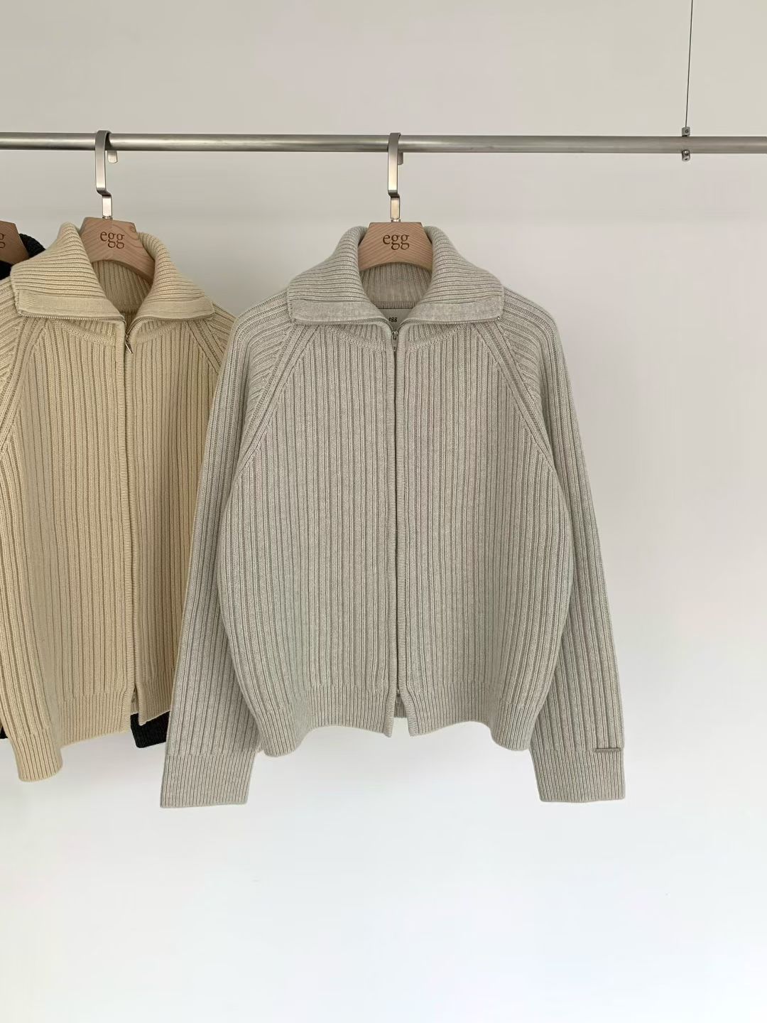 Korean APM Collection EGG SUPER FINE MERINO WOOL Zip Up Cardigan (Instock)
