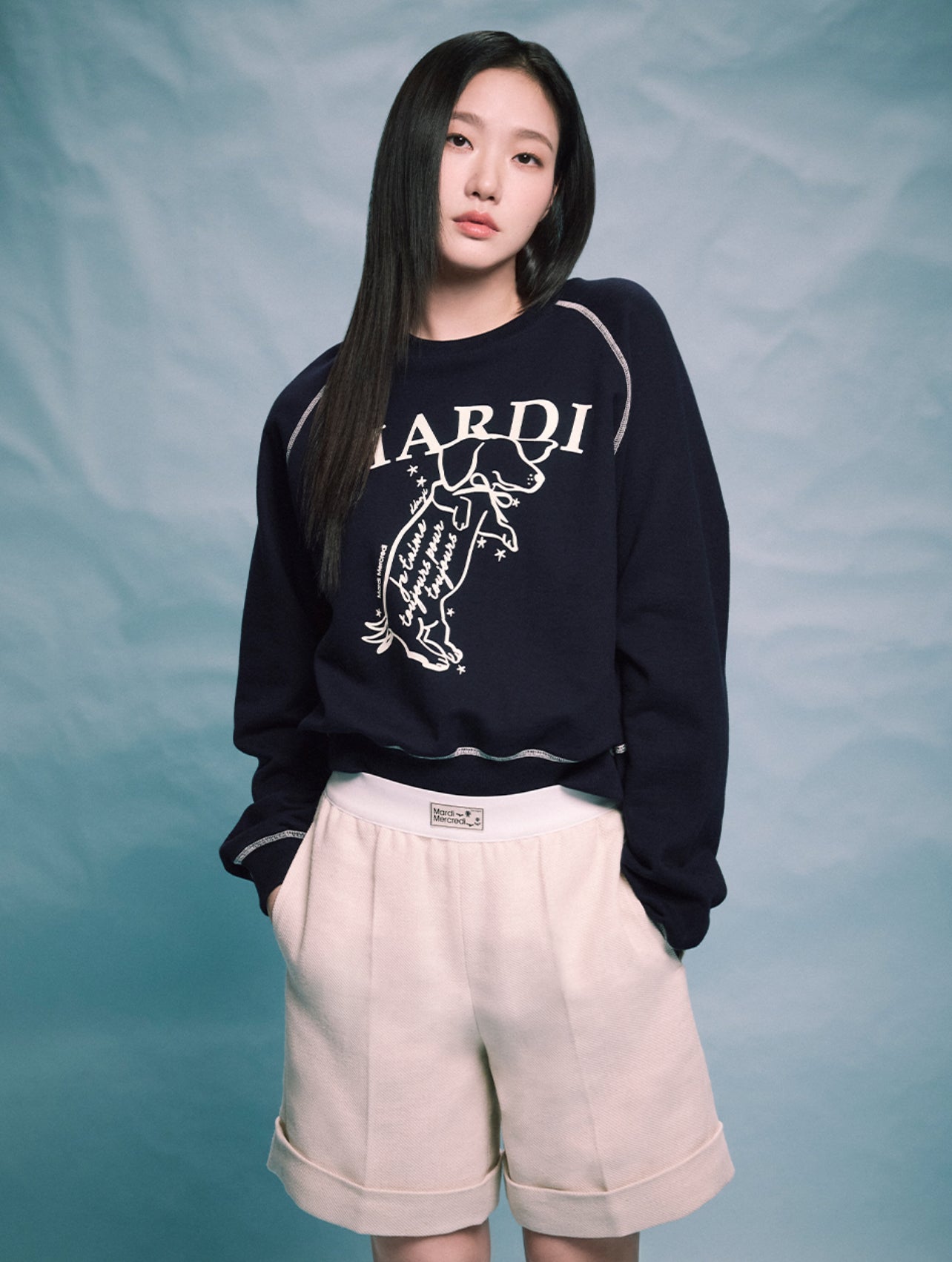 Mardi Mercredi SWEATSHIRT RAGLAN SWING THE TAIL DDANJI_NAVY CREAM(Preorder)