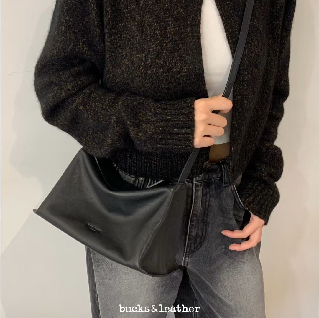 Korean APM Collection BUCKS&LEATHER Black Leather Medium Bag (Preorder)
