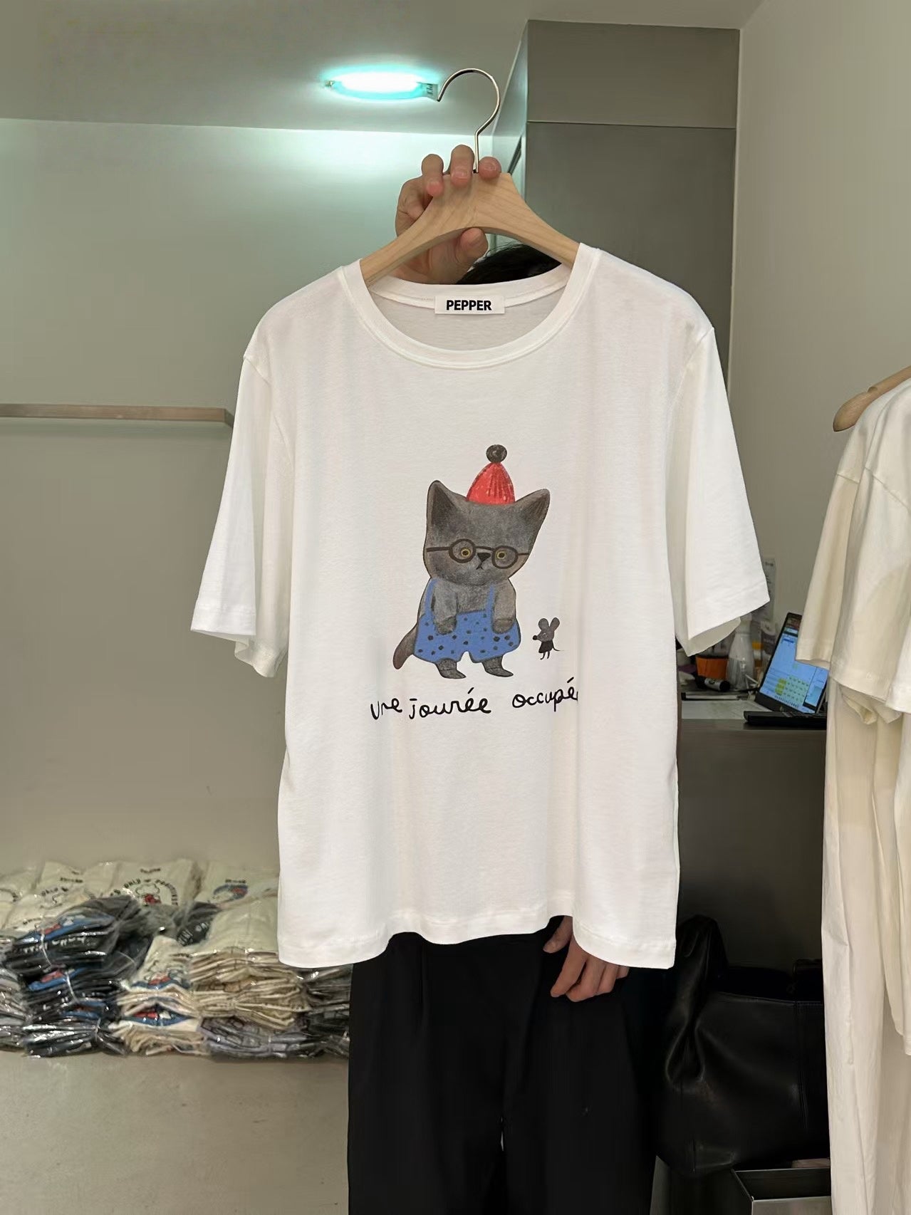 Korean APM Collection Cat White Tshirt (Instock)