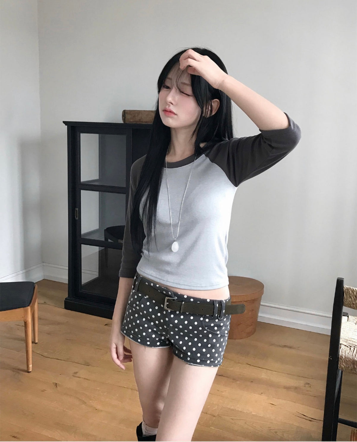 Korean Collection Tone-on-Tone Raglan 3/4 Sleeve Top (Instock)