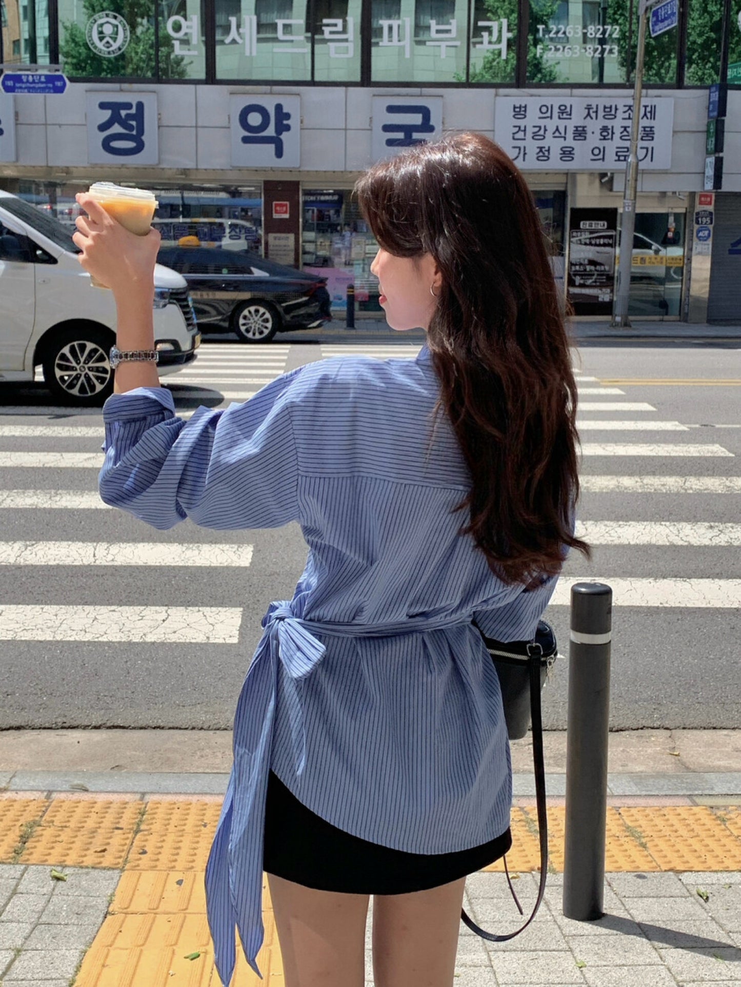 Kelly Designs Three-Tone Belted Shirt (Instock）