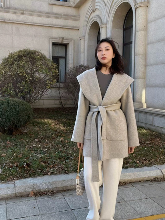 Kelly Designs short hooded wool coat (Instock）