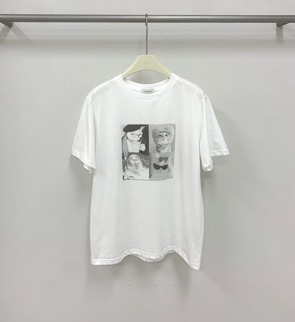 Kelly Designs Cartoons Oversize Kittens White TShirt (Instock)
