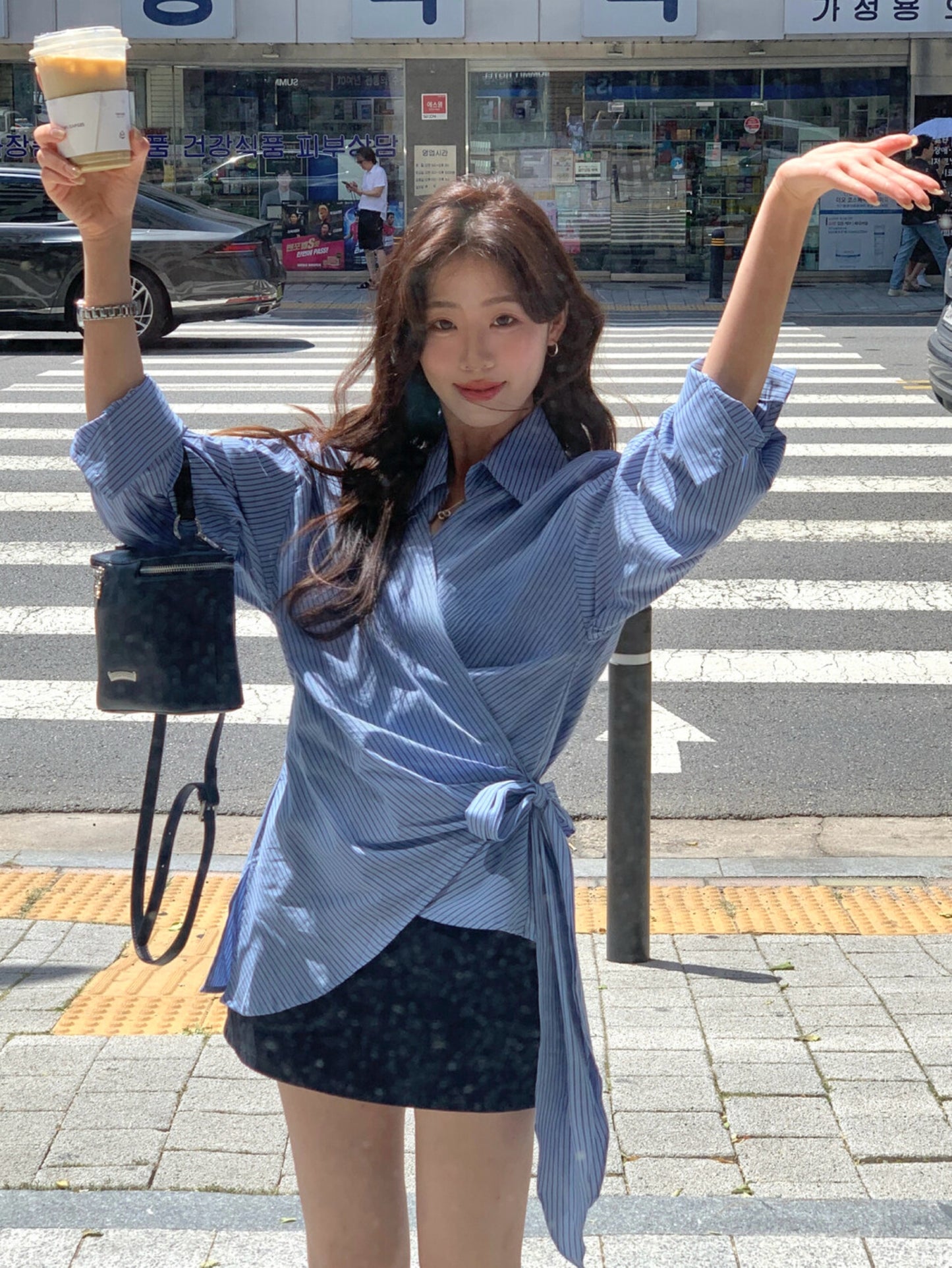 Kelly Designs Three-Tone Belted Shirt (Instock）