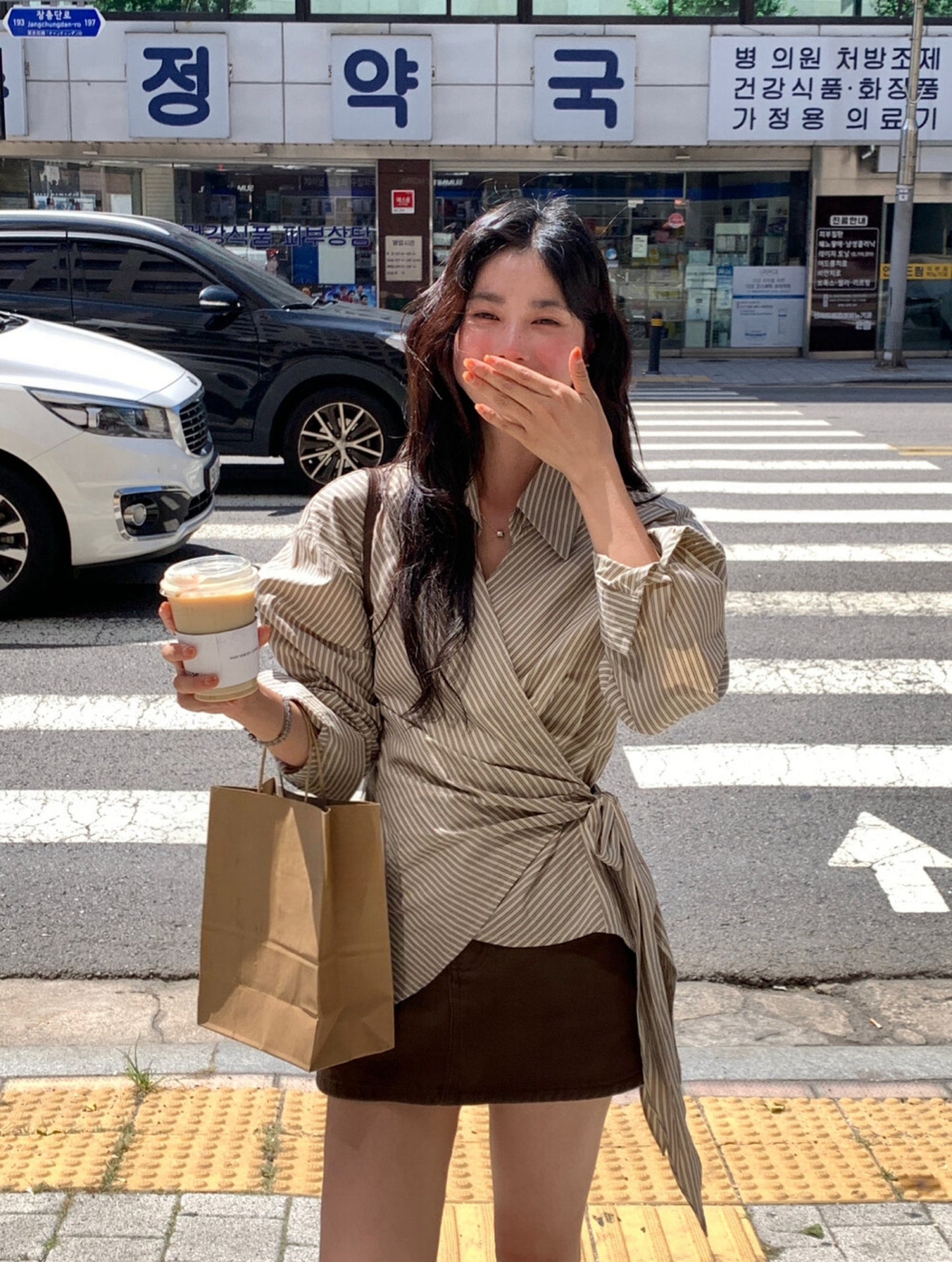 Kelly Designs Three-Tone Belted Shirt (Instock）