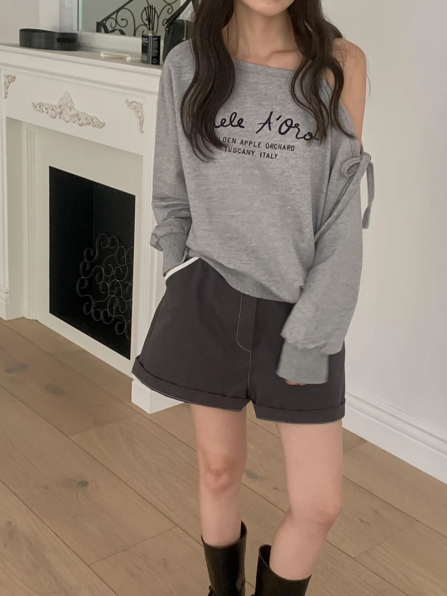 Korean Collection | Contrast Trim Half-Elastic Cuffed Shorts (Instock)