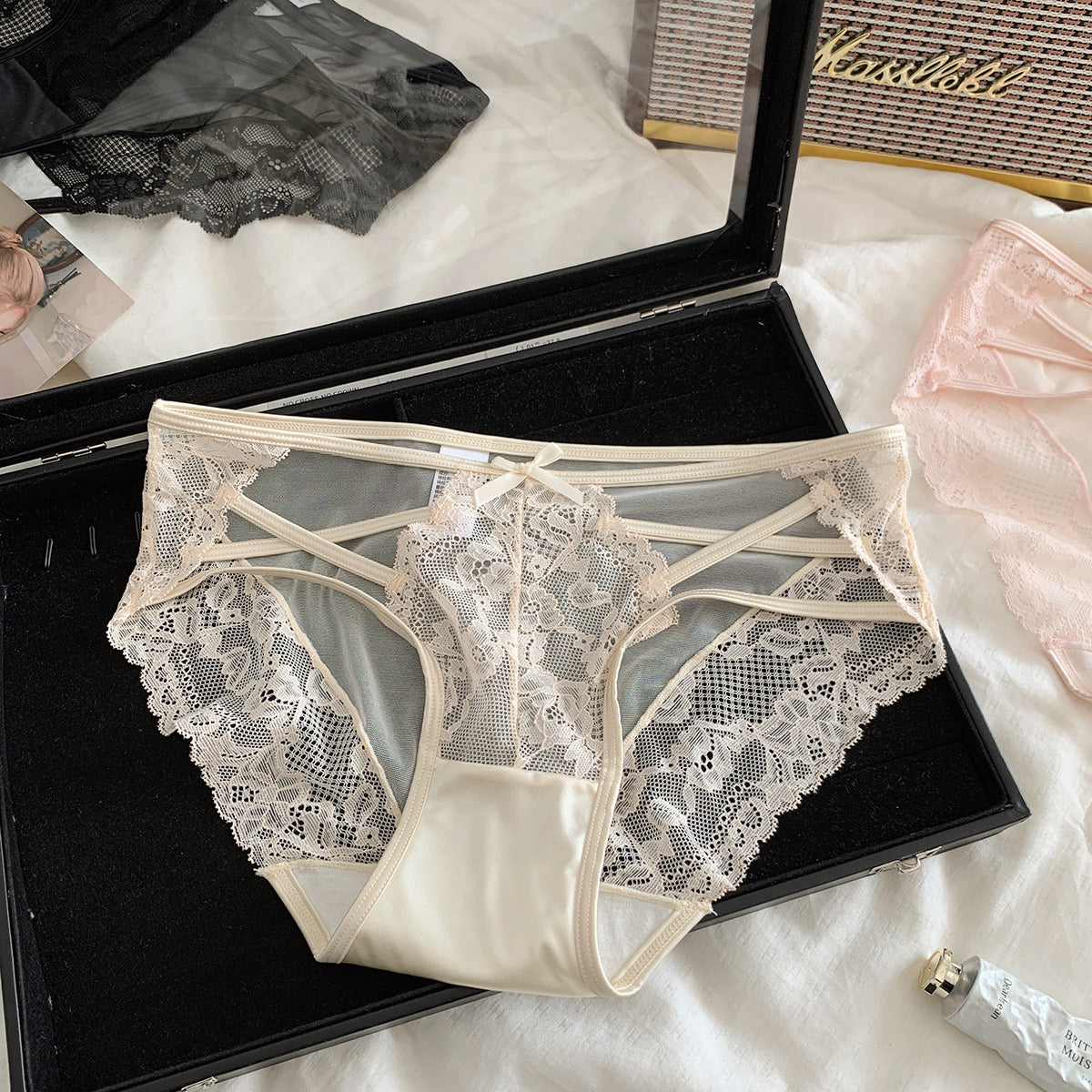 Kelly Designs 4 Colors Lace Underwear (Instock)