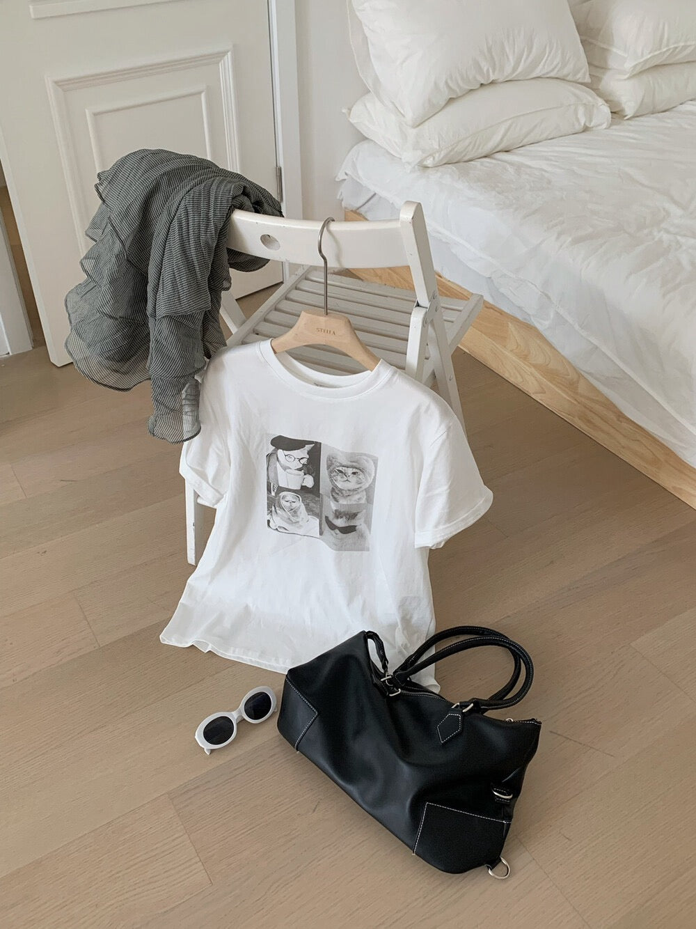 Kelly Designs Cartoons Oversize Kittens White TShirt (Instock)
