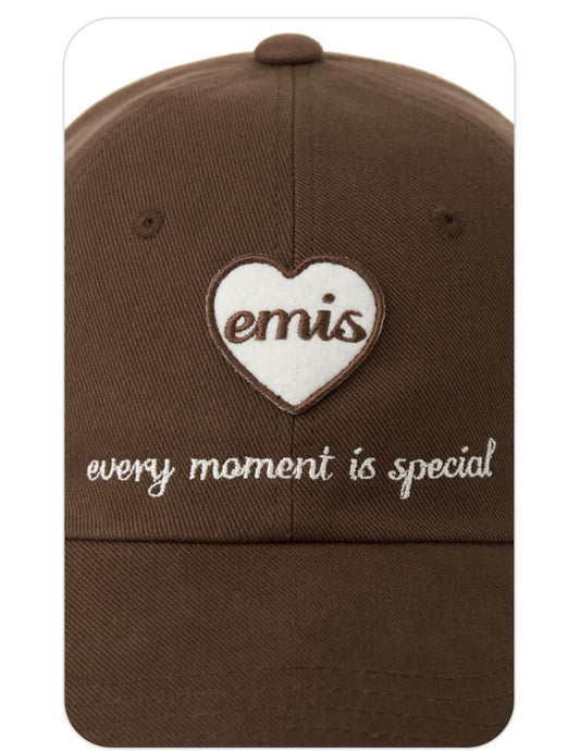 EMIS HEART WAPPEN BALL CAP-BROWN (Instock)