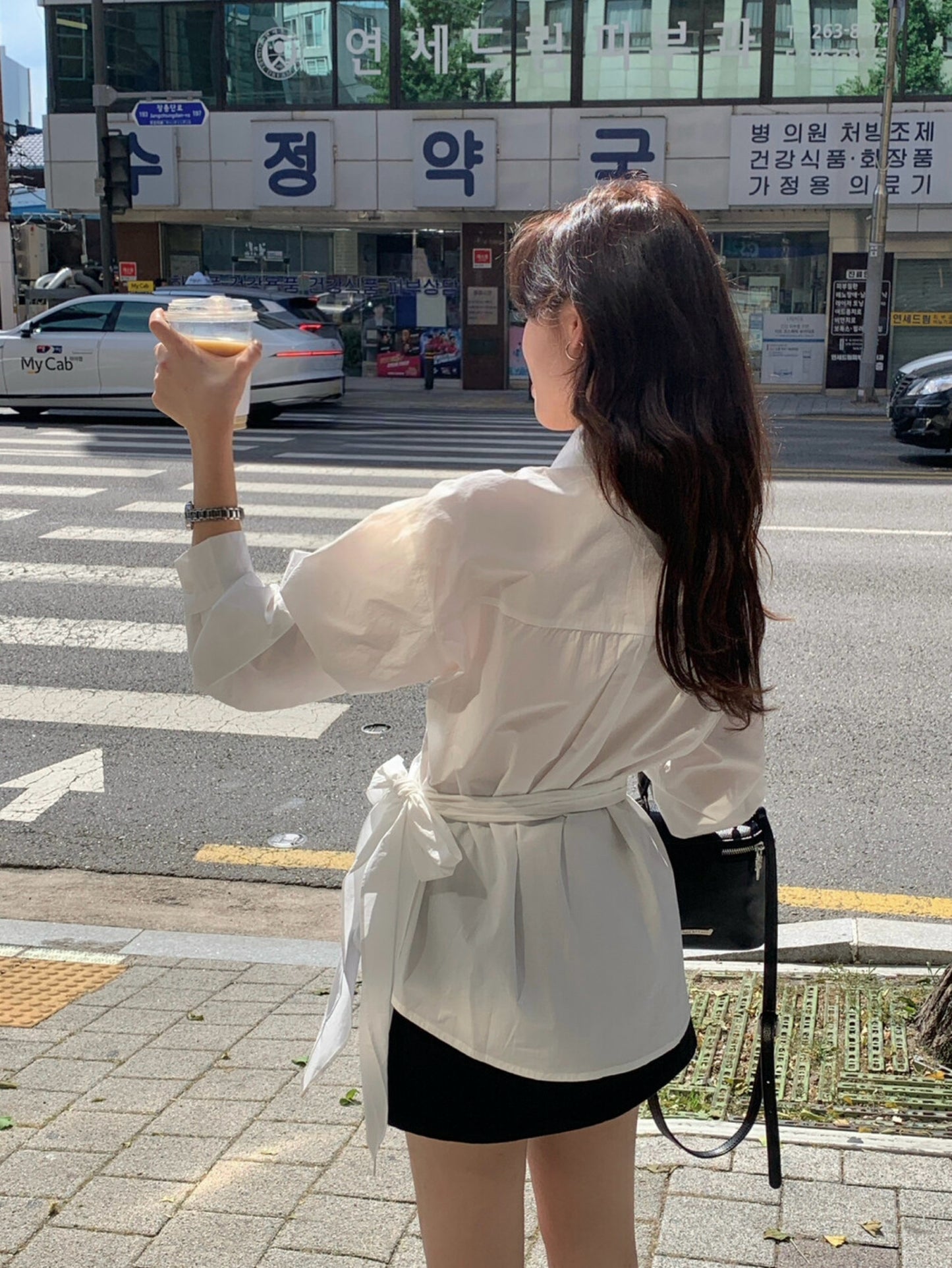 Kelly Designs Three-Tone Belted Shirt (Instock）