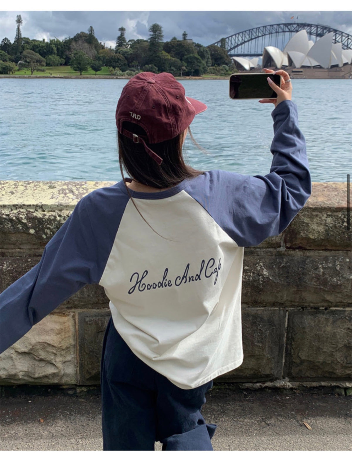 Korean Collection Oversized Contrast Raglan Long-Sleeve Tee (Instock)