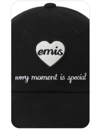 EMIS HEART WAPPEN BALL CAP-BLACK (Preorder)