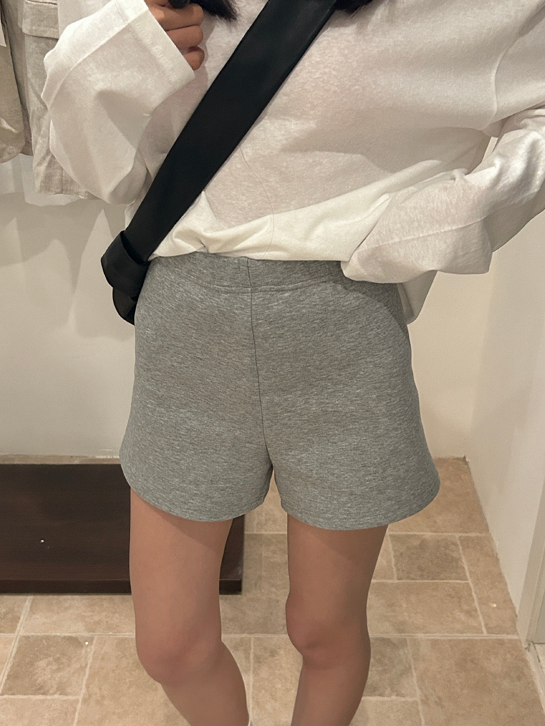 Kelly Designs Minimal Elastic Waist Shorts-3 Colors (Instock)