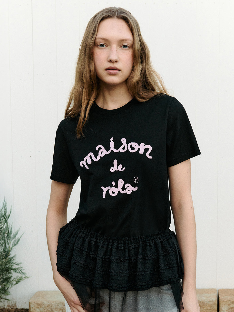 MAISON DE ROLA EMBROIDERY T-SHIRT BLACK (Preorder )
