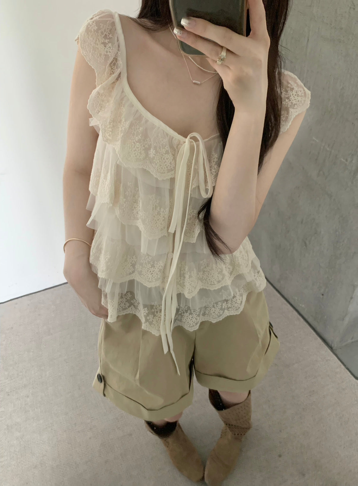Kelly Designs Layer Beige Cami Top（Instock)
