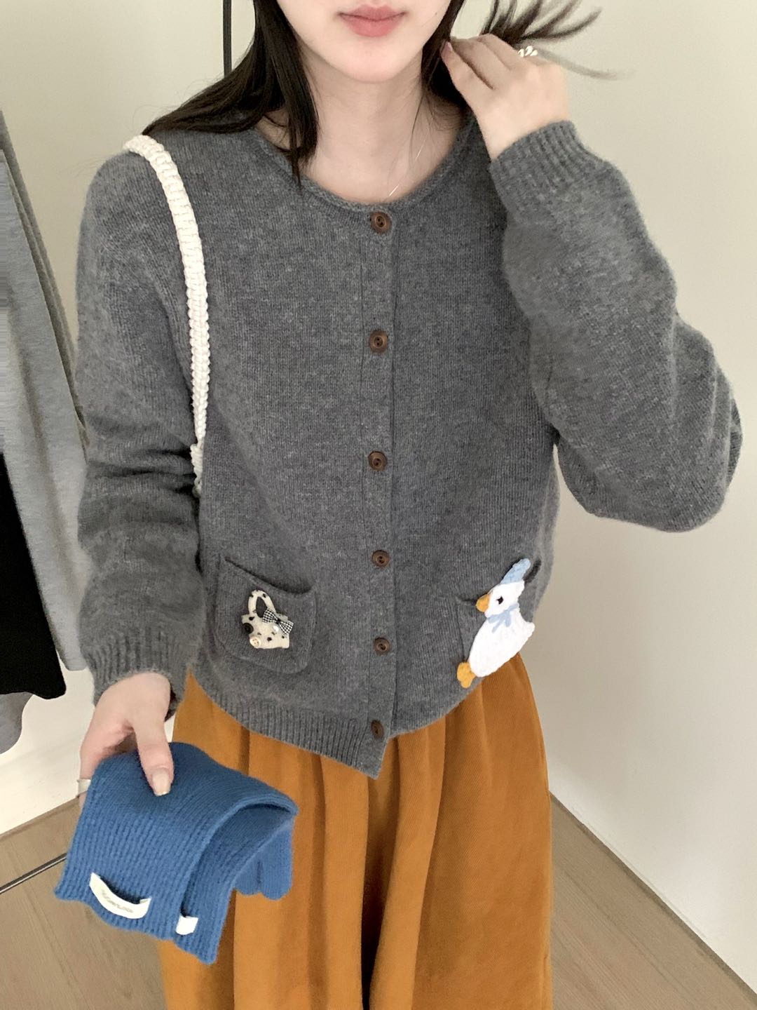 Kelly Designs Embroidery Cartoons Three Colors Wool Cardigan (Instock)