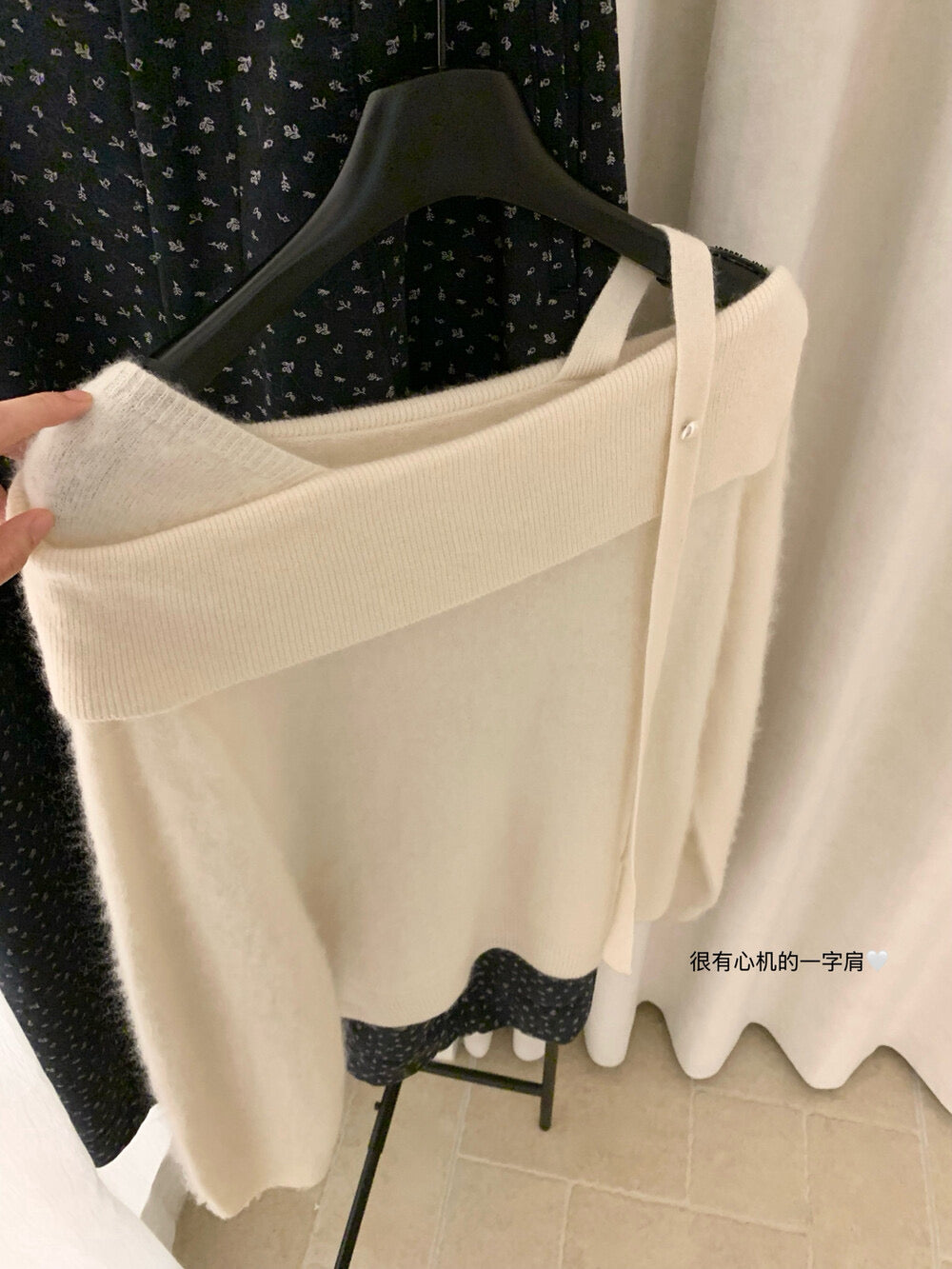 Kelly Designs 95.8% Wool Asymmetric Off-Shoulder Knit Sweater (Instock)