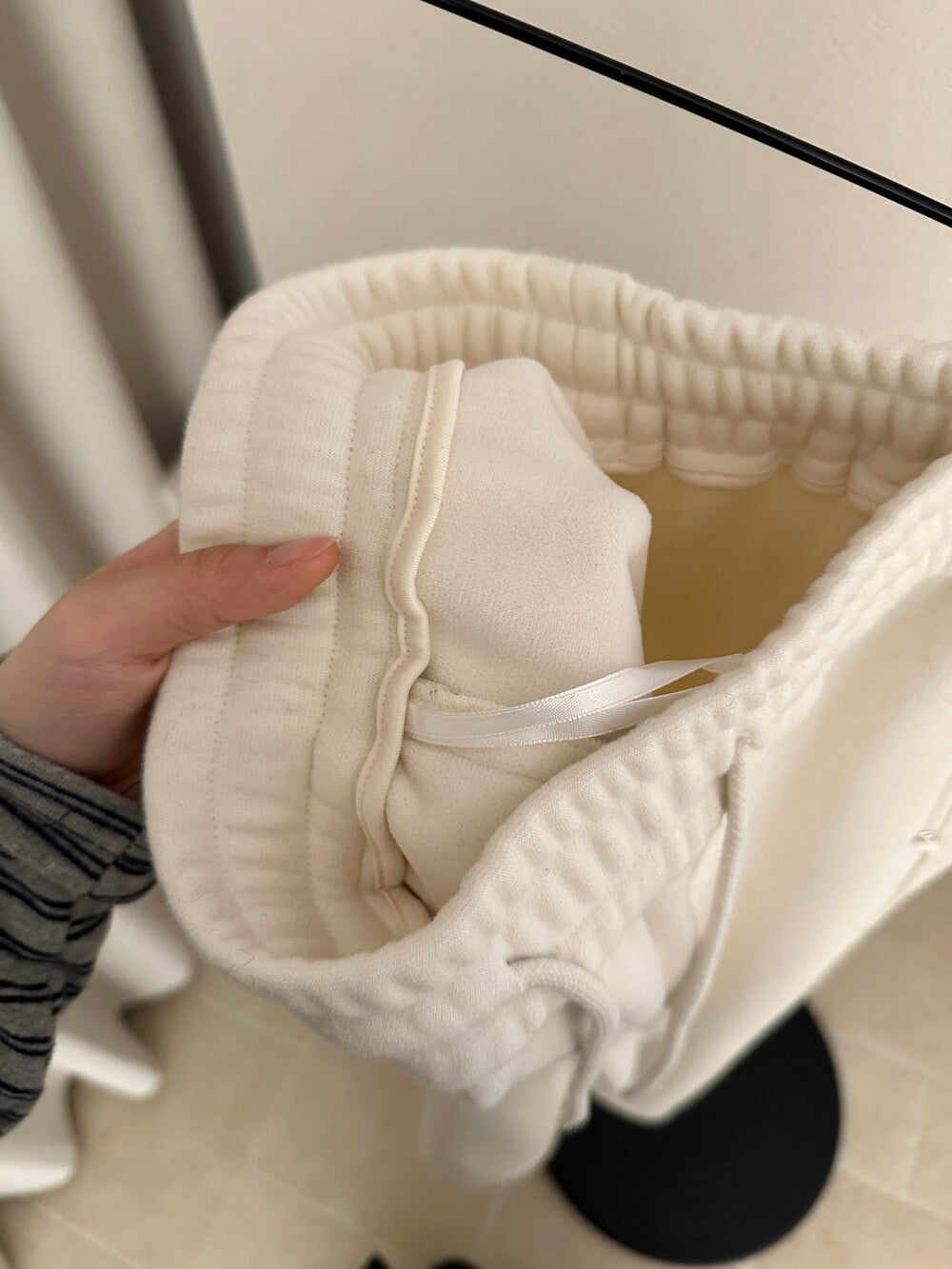 Kelly Designs Silk-Cashmere Fleece-Lined Straight Pants (Instock)