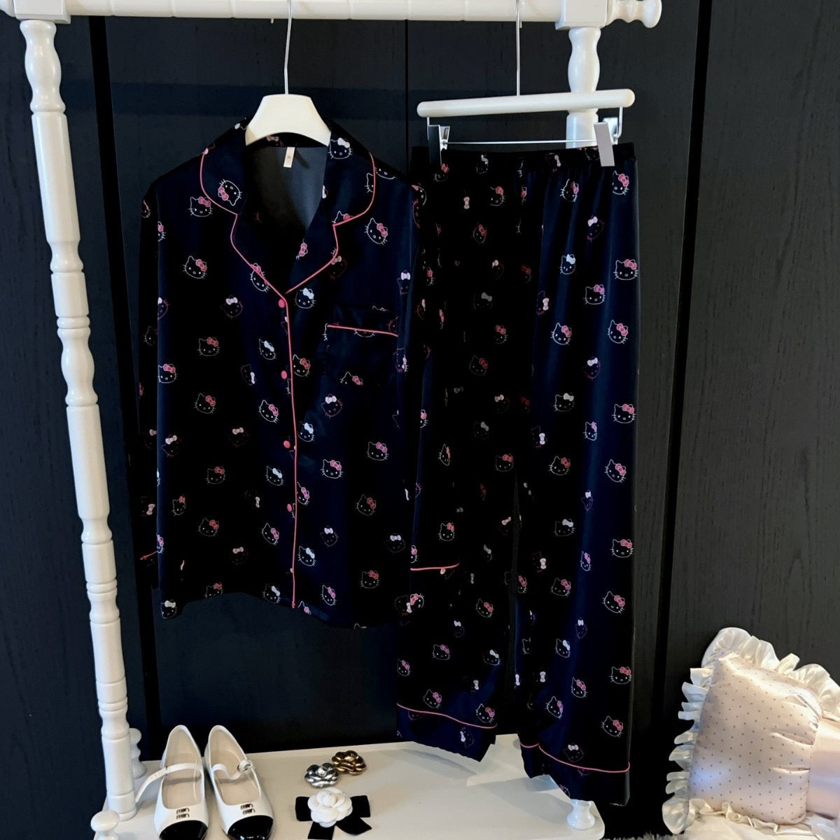 Kelly Designs Hello Kitty Pajama Set  – Short Sleeve & Long/Short Pants 3pcs Set (Instock)