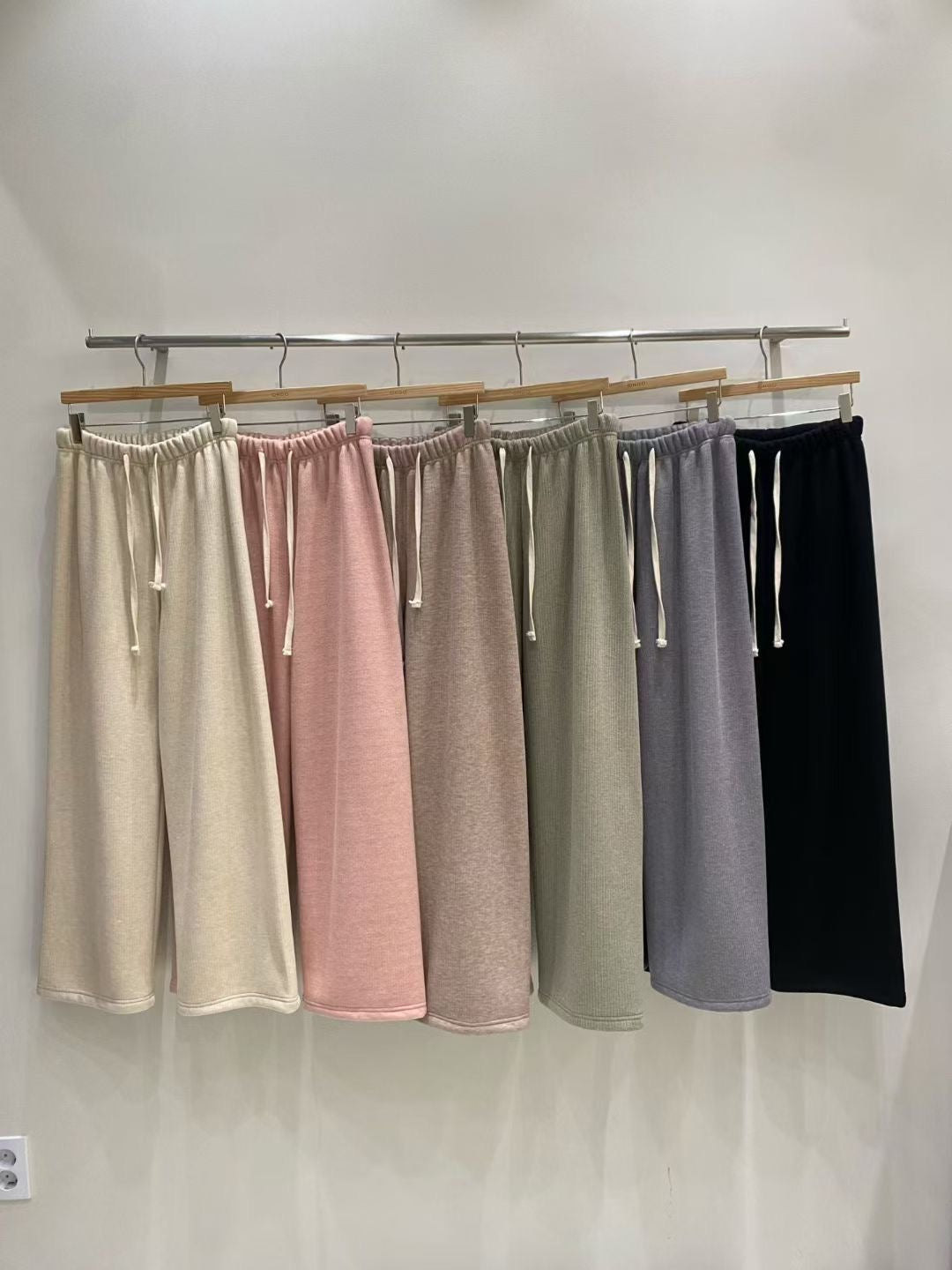 Korean APM Collection Fleece Pants - 4 Colors (Instock)