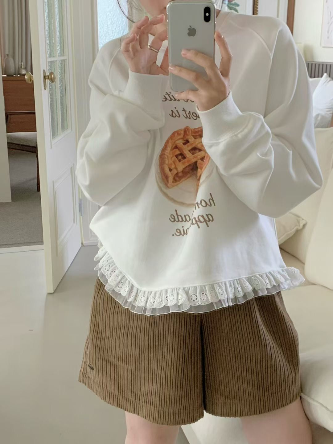Korean APM Collection 2 Colors Lace Layer Sweater (Instock)