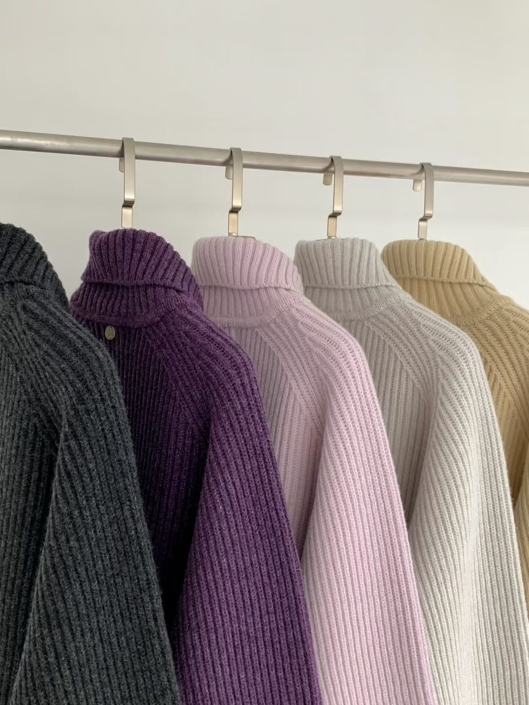 Korean APM Collection EGG PREMIUM CASHMERE SUPER FINE MERINO WOOL Zip Up Purple Cardigan (2-3 weeks)