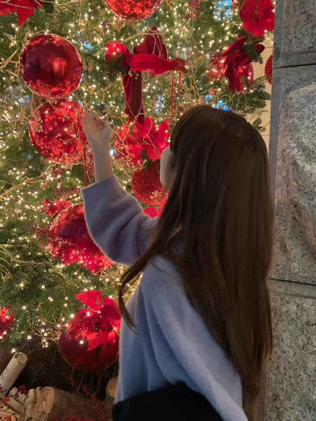 Korean APM Collection Ounce Purple V Neck Sweatshirt (2 weeks)