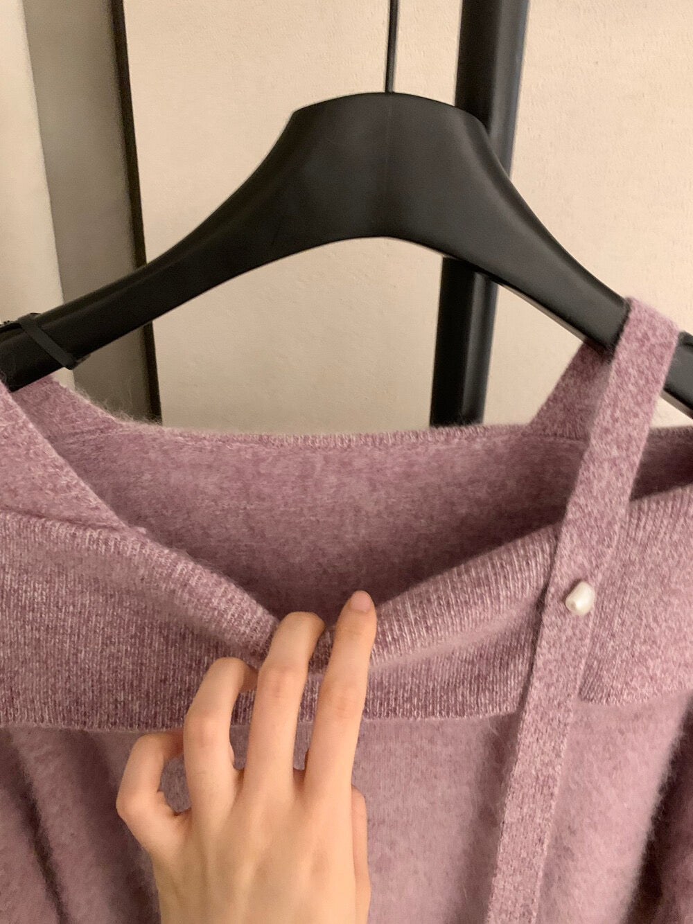 Kelly Designs 95.8% Wool Asymmetric Off-Shoulder Knit Sweater (Instock)