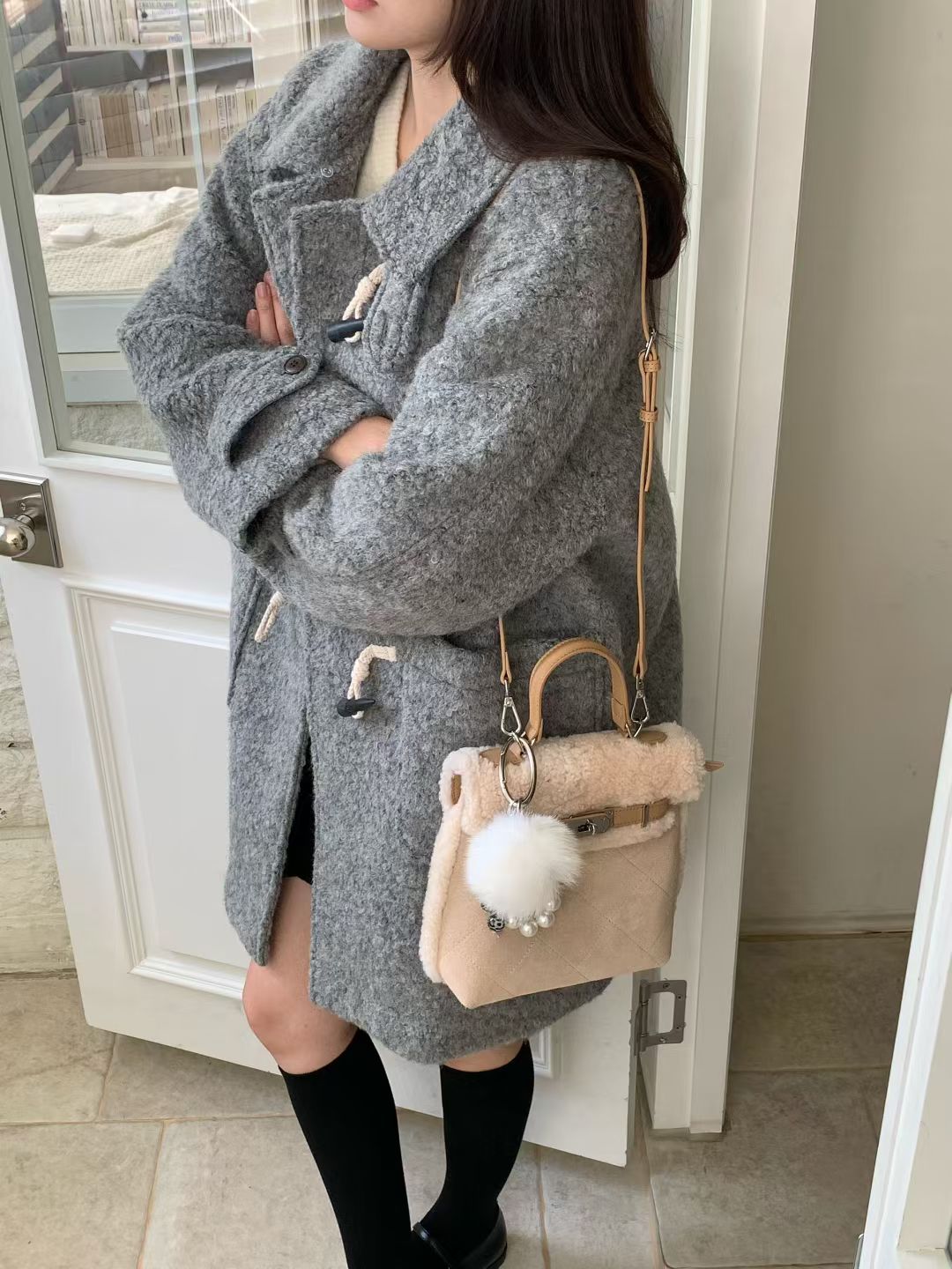 Korean APM Collection Stuffy Two Colors Leather Bag (Instock)