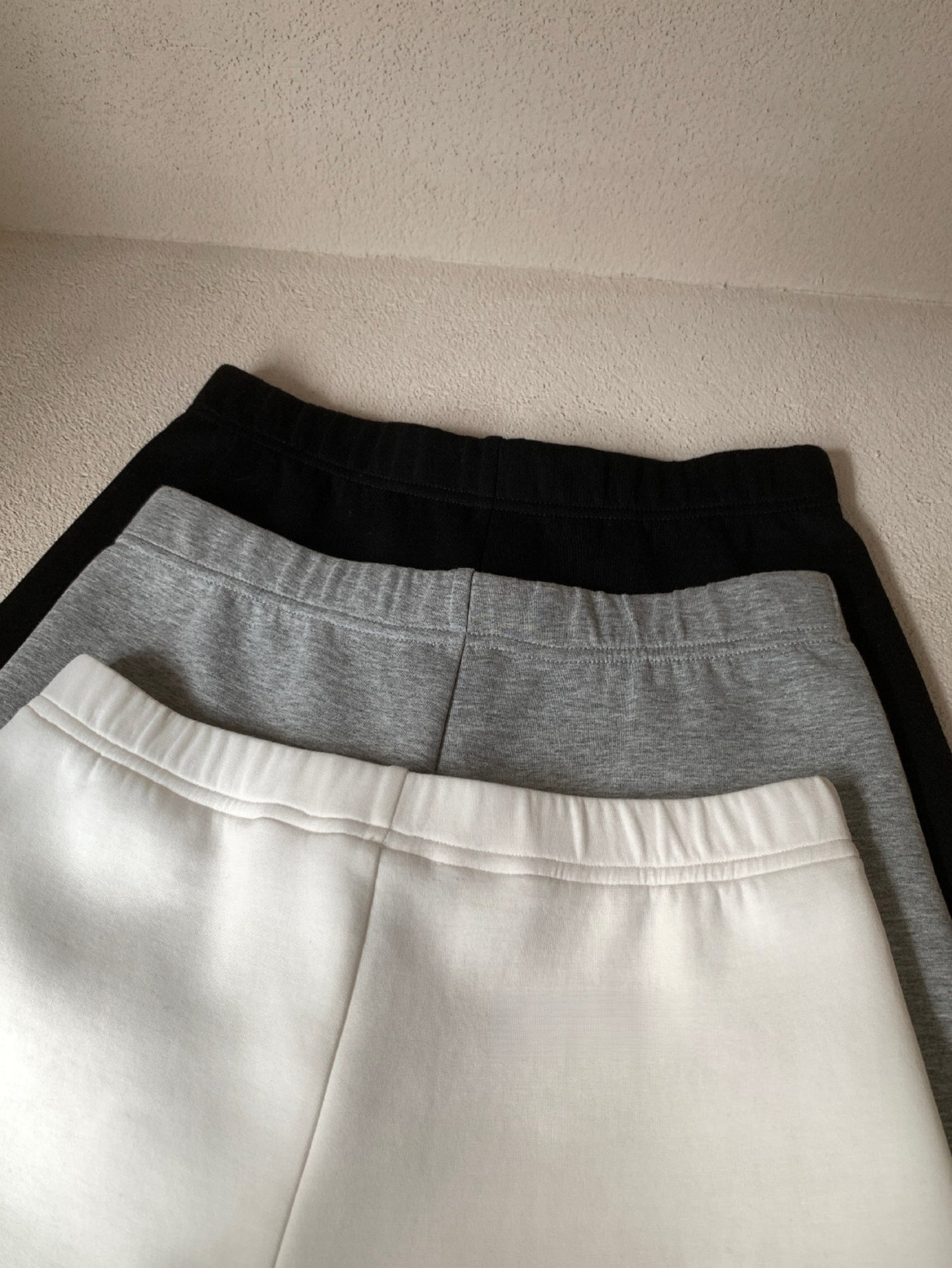 Kelly Designs Minimal Elastic Waist Shorts-3 Colors (Instock)