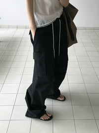 Korean Multi-Pocket Cargo Wide-Leg Black Pants (Instock)