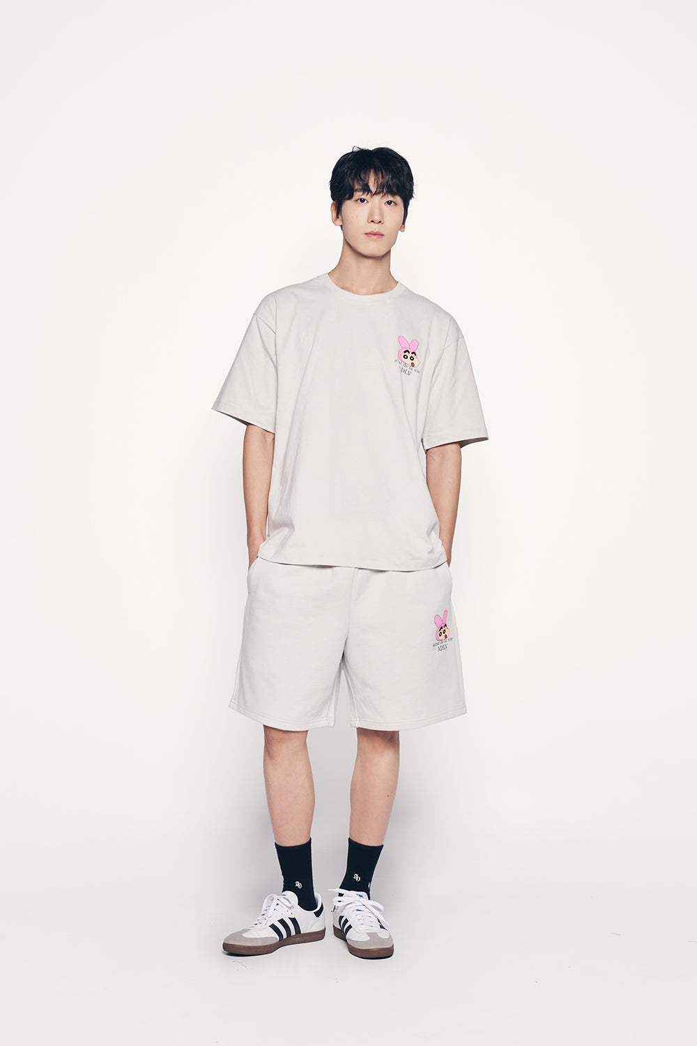 ADLV FUZZY RABBIT SHINCHAN SHORT SLEEVE LIGHT GREY T-SHIRT (Instock)