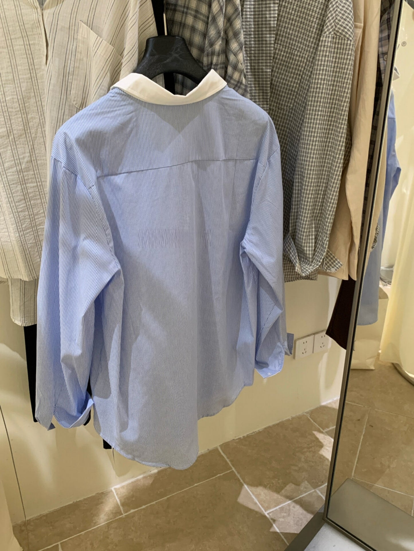 Kelly Designs Retro Contrast Collar Embroidered Oversized Shirt (Instock）