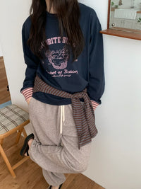 Korean APM Collection Favorite Bread Graphic Long Sleeve Tee (Instock)
