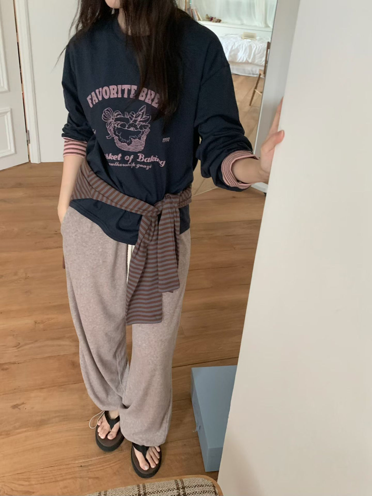 Korean APM Collection Favorite Bread Graphic Long Sleeve Tee (Instock)
