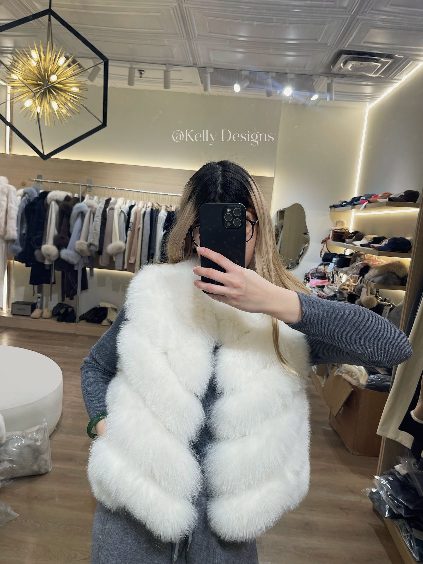 Kelly Designs Fox Fur White Vest (Instock)