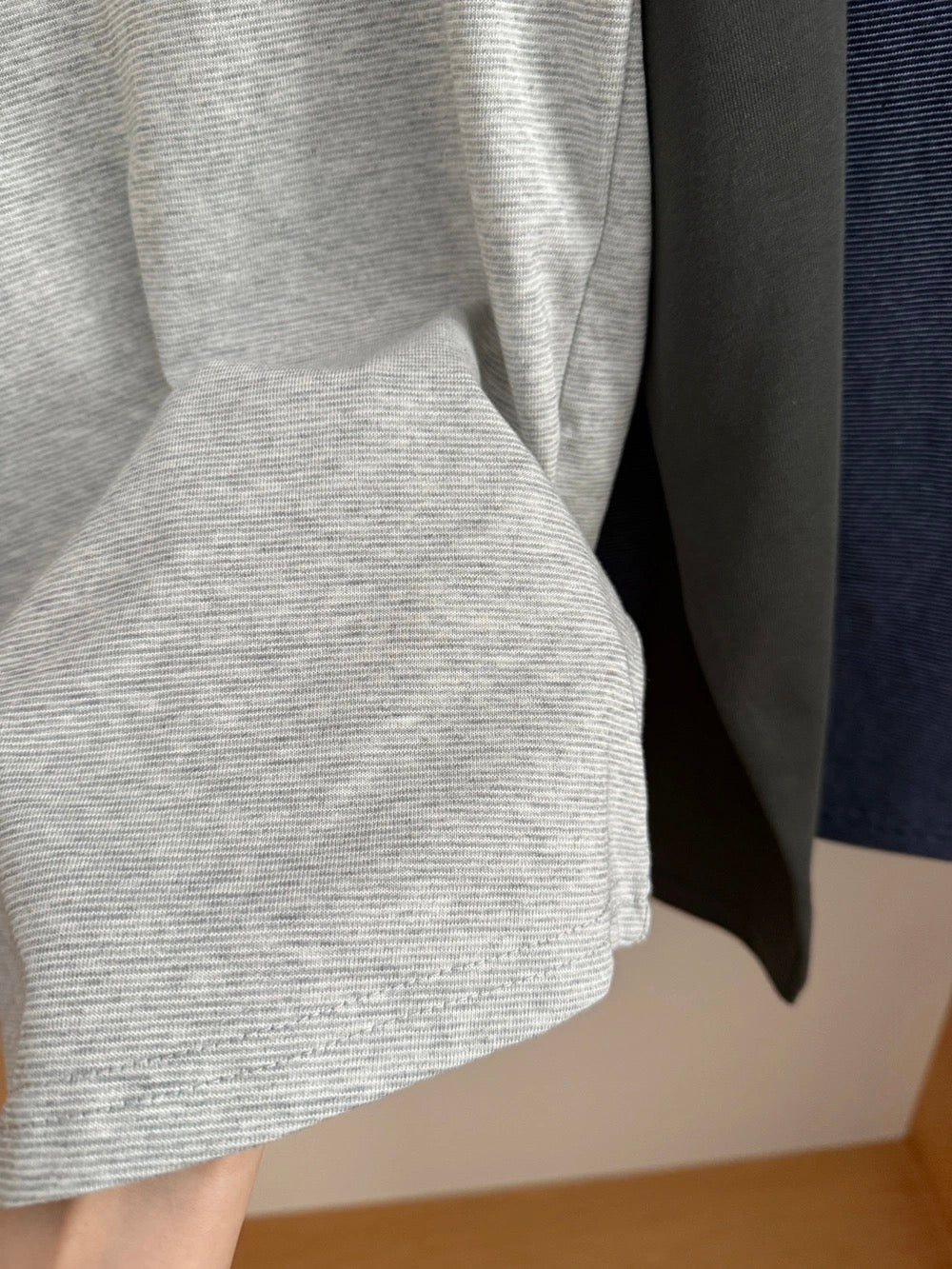 Kelly Designs Contrast Raglan Long Sleeve Tee (Instock)