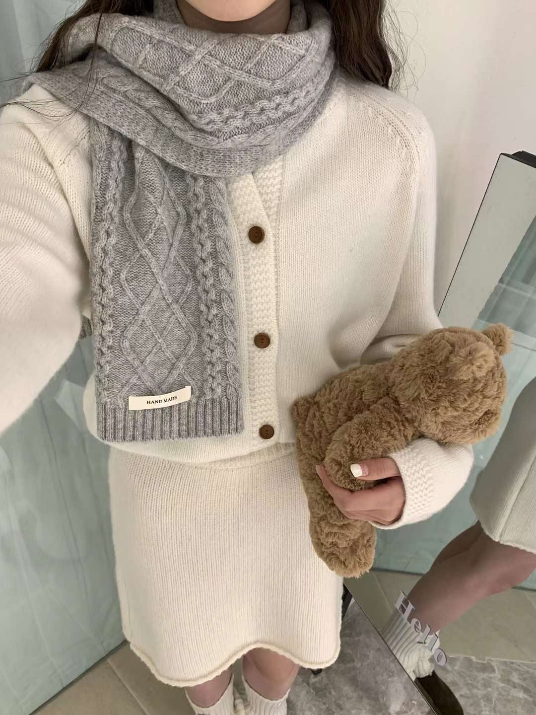 Kelly Designs Full wool hemp flower scarf (Instock)