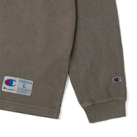 CHAMPION Korea Arch Logo Loose-Fit Appliqué Long-Sleeve T-Shirt – Brown | BTS V Pick (Preorder)