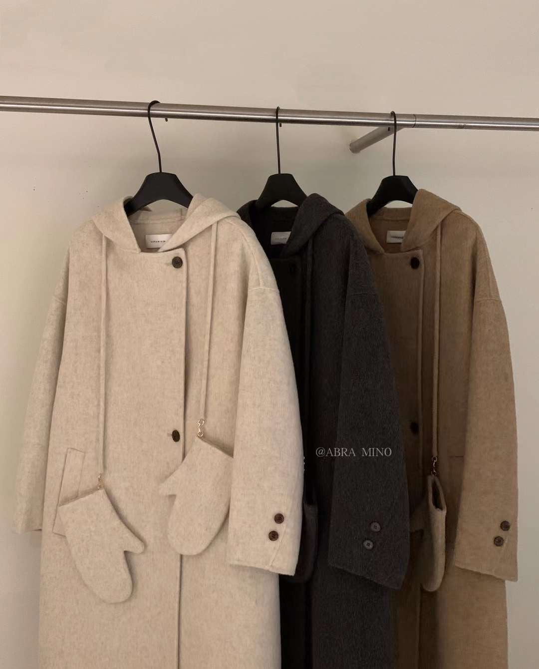 Kelly Designs Wool Beige Coat With Gloves (Instock)