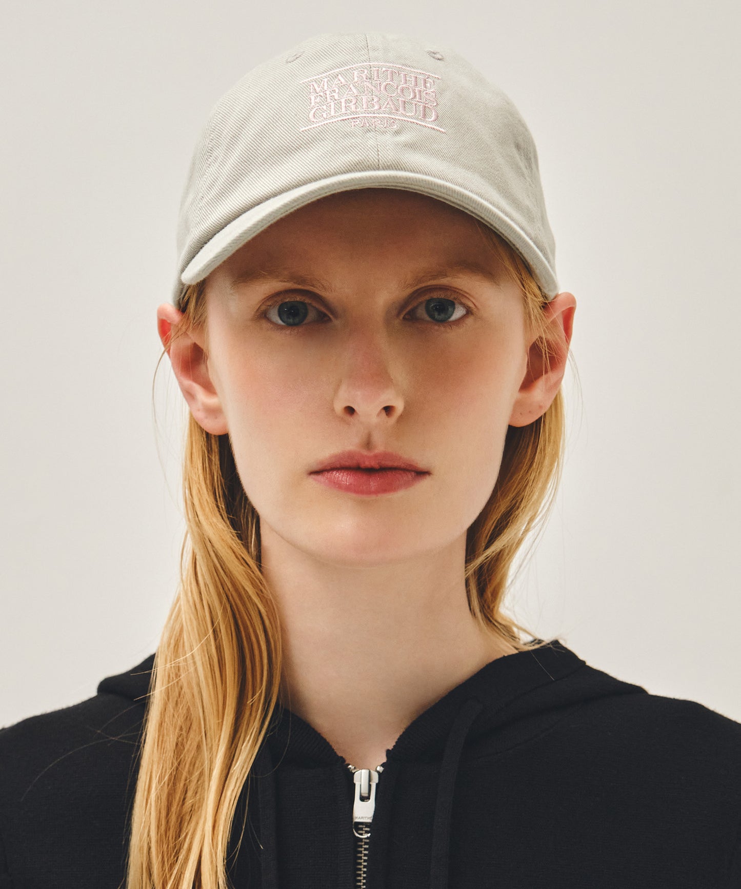 Marithe SMALL CLASSIC LOGO CAP Light Grey (Instock)